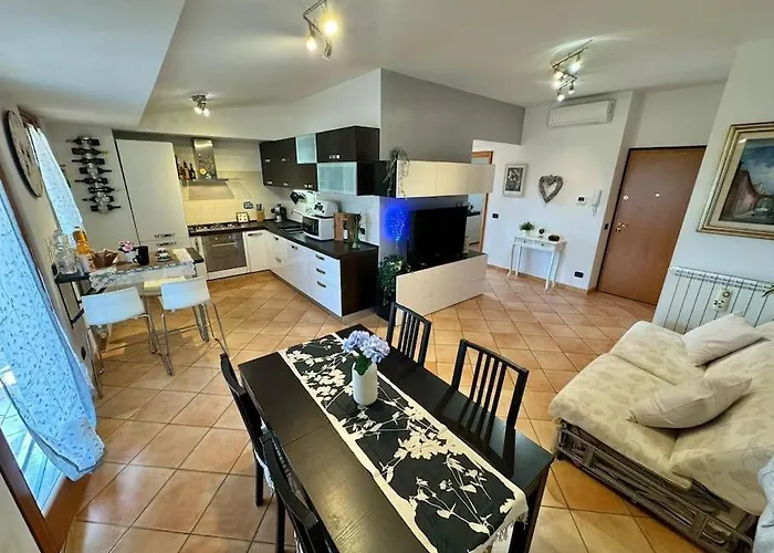 Apartament Attico Belvedere - Metro C E Posto Auto